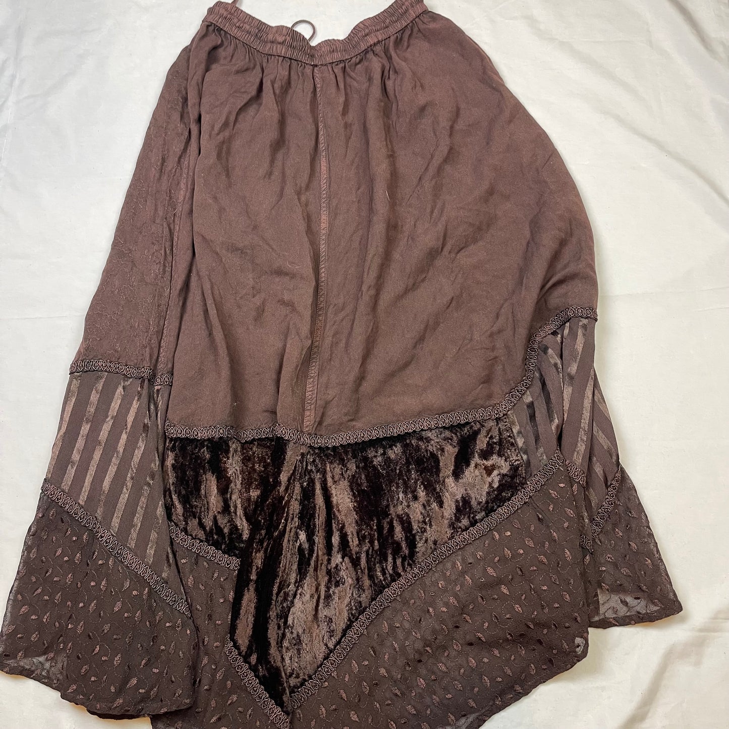 Whimsygoth velvet embroidered maxi skirt (S)