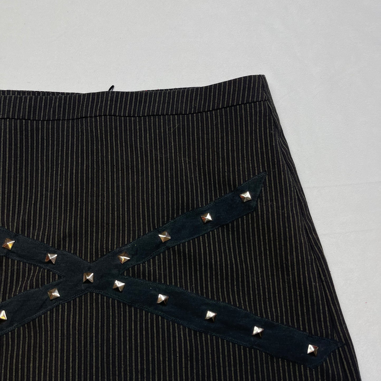 Mallgoth upcycled X stud mini skirt (29”)