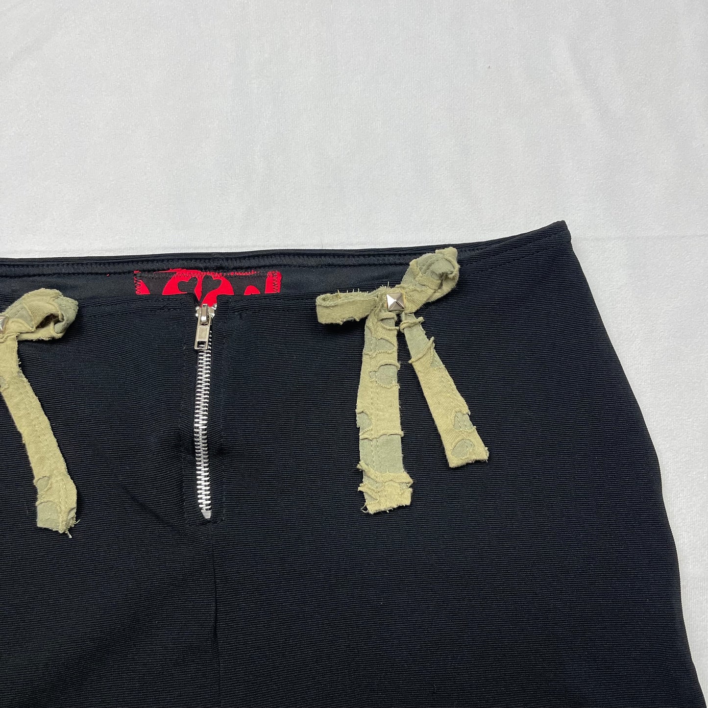 Mallgoth upcycled distressed mini skirt (35”)