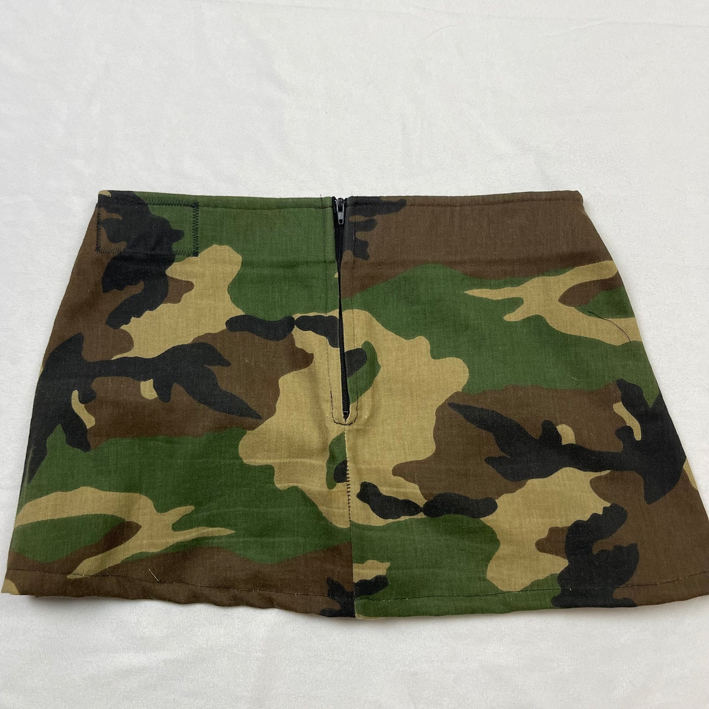 Mallgoth upcycled o ring mini skirt (27”)