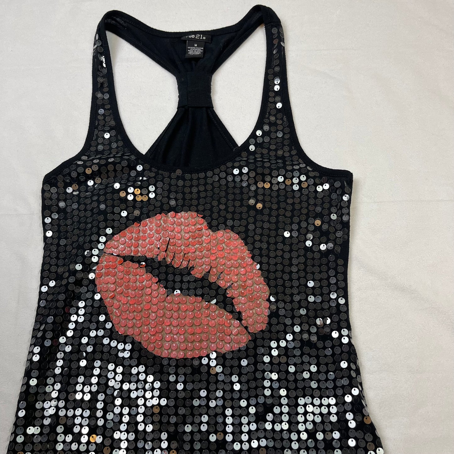 Y2K kiss sequence razor back top (M)