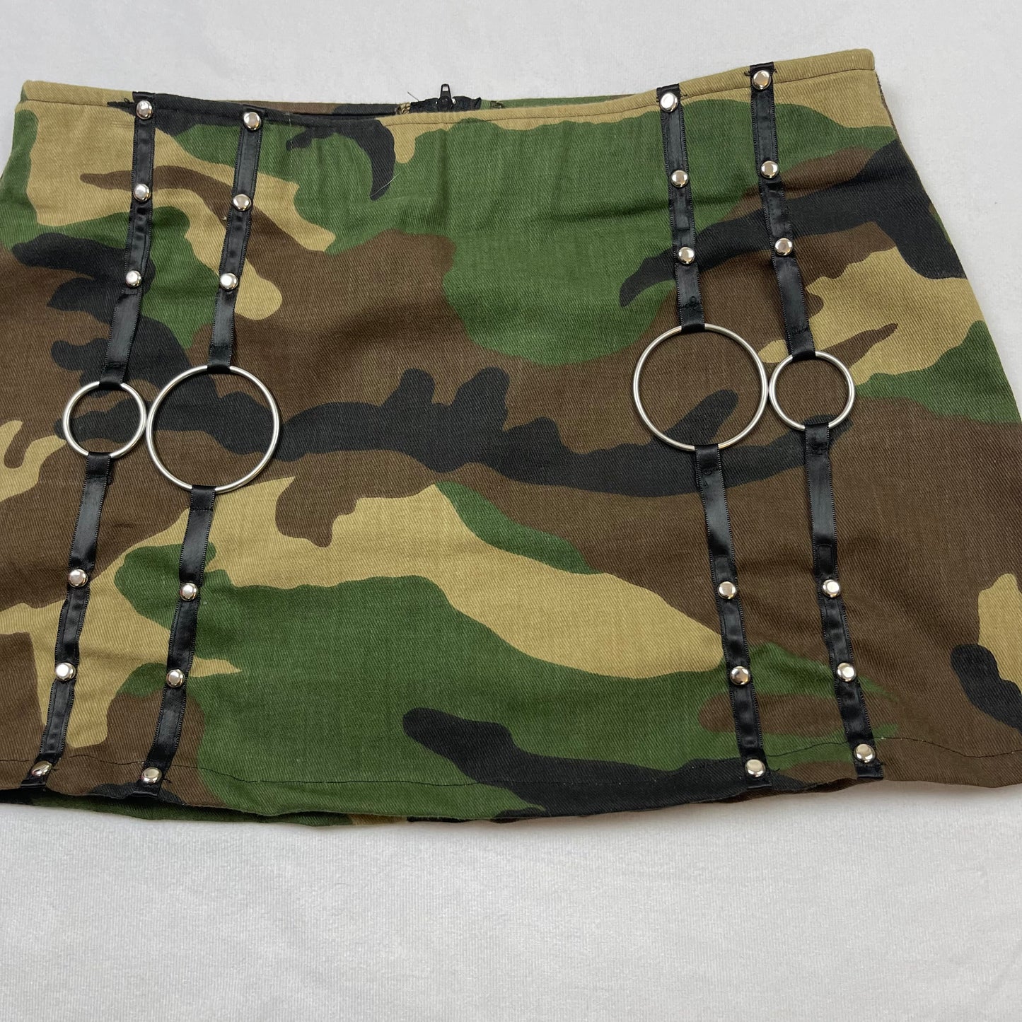 Mallgoth upcycled o ring mini skirt (27”)