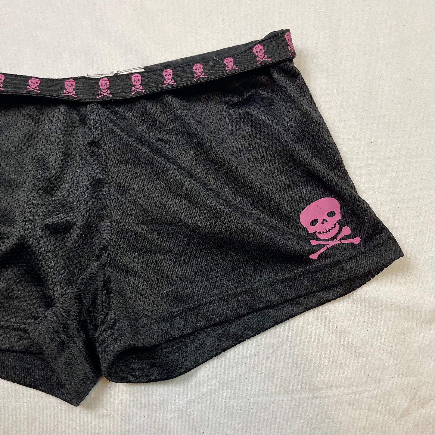 Emo skull sporty fold over shorts (M)