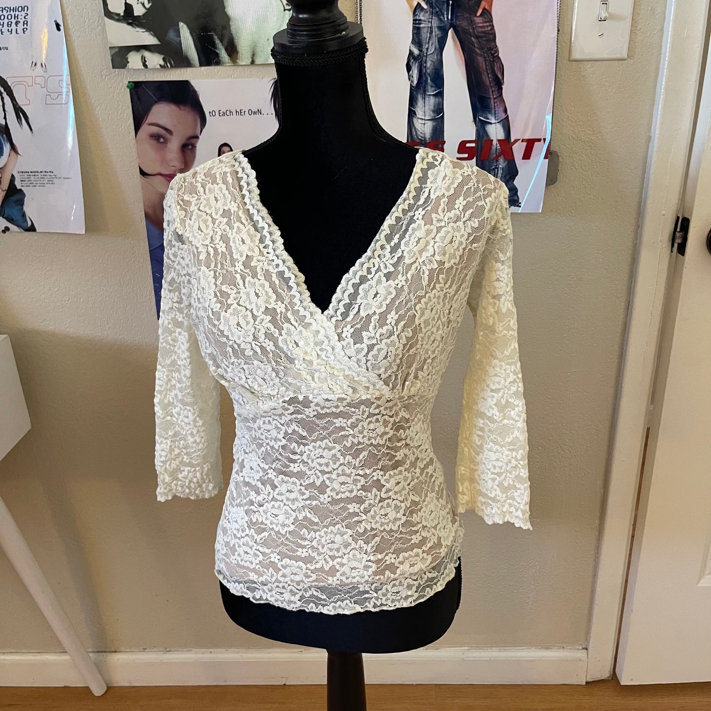 Coquette lace blouse (S)