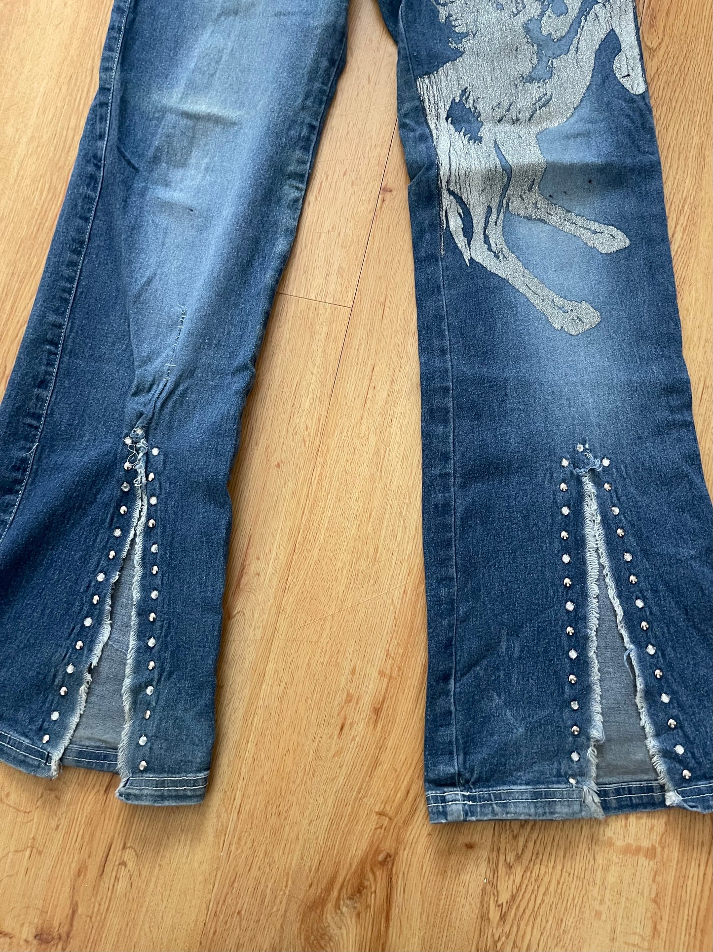 Y2K glitter graphic jeans (28”)