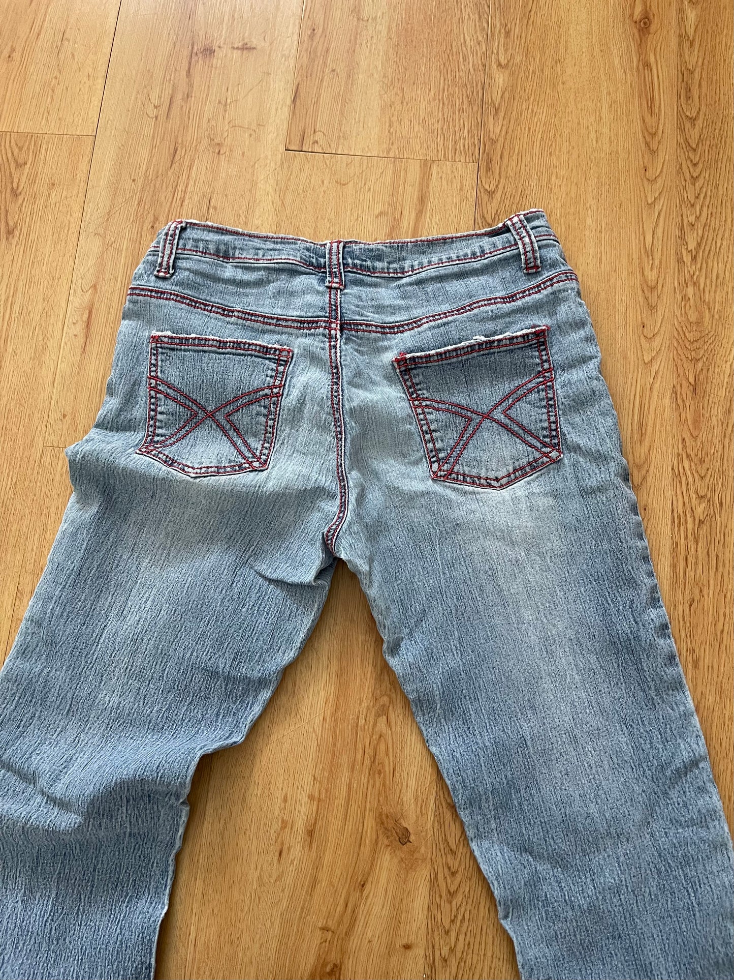 Y2K red stitch low rise jeans (29”)