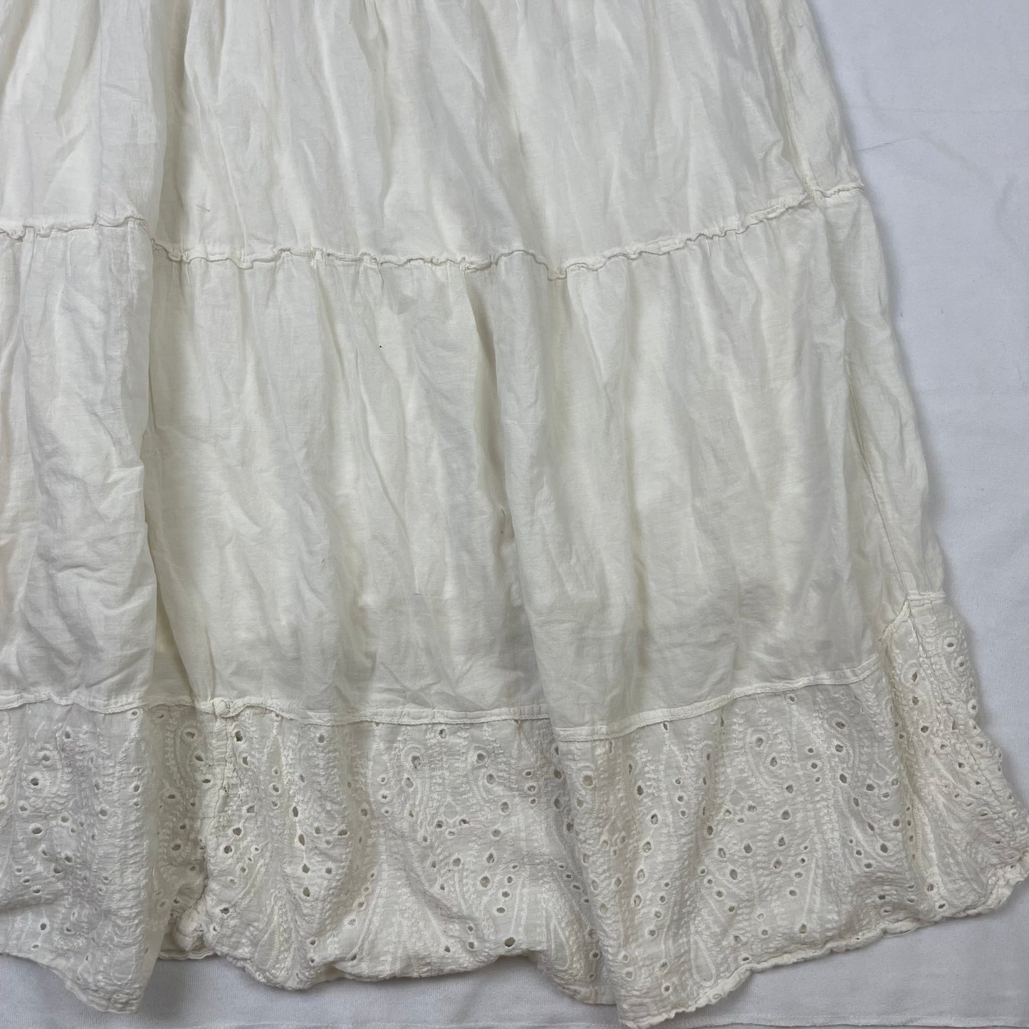 Y2K flowy white maxi skirt (2X)