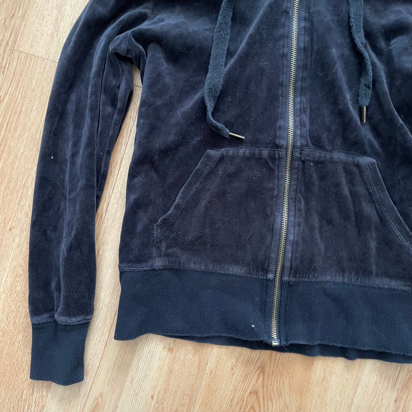 Grunge velour black hoodie (L)