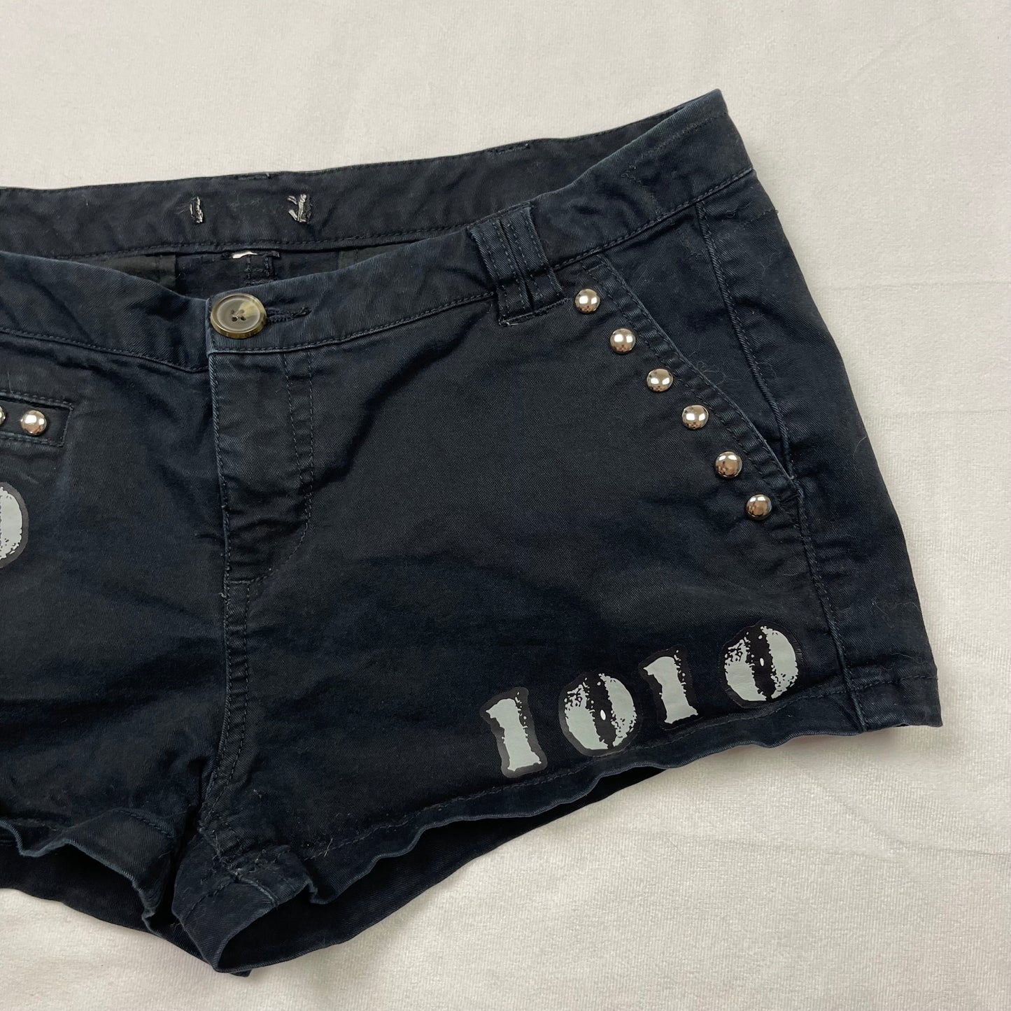 Emo upcycled graphic mini shorts (31”)