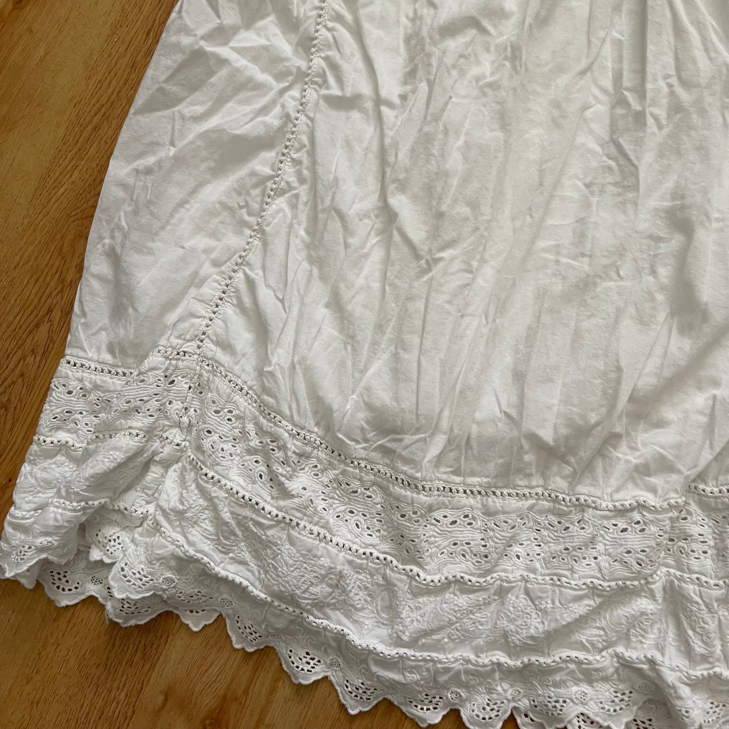 Boho white lace maxi skirt (XL)