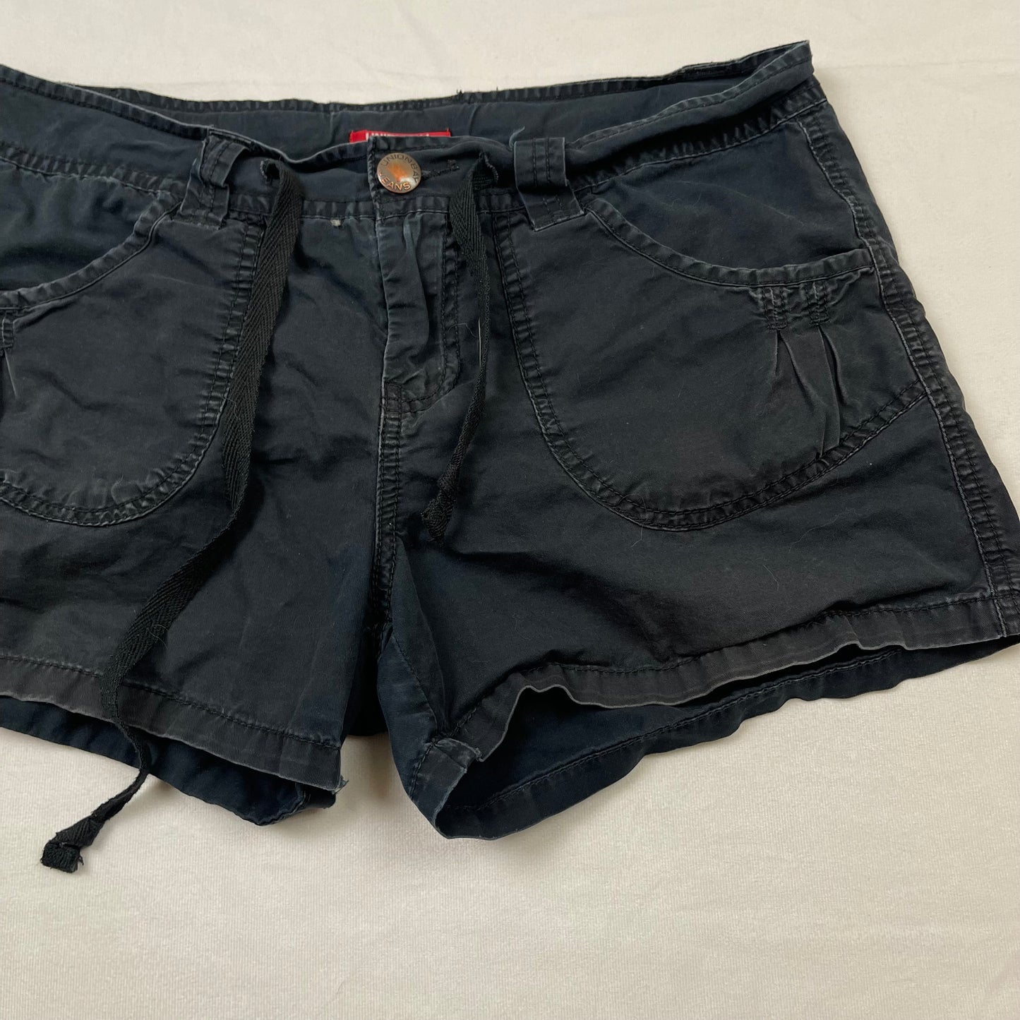 Grunge cargo shorts (31”)