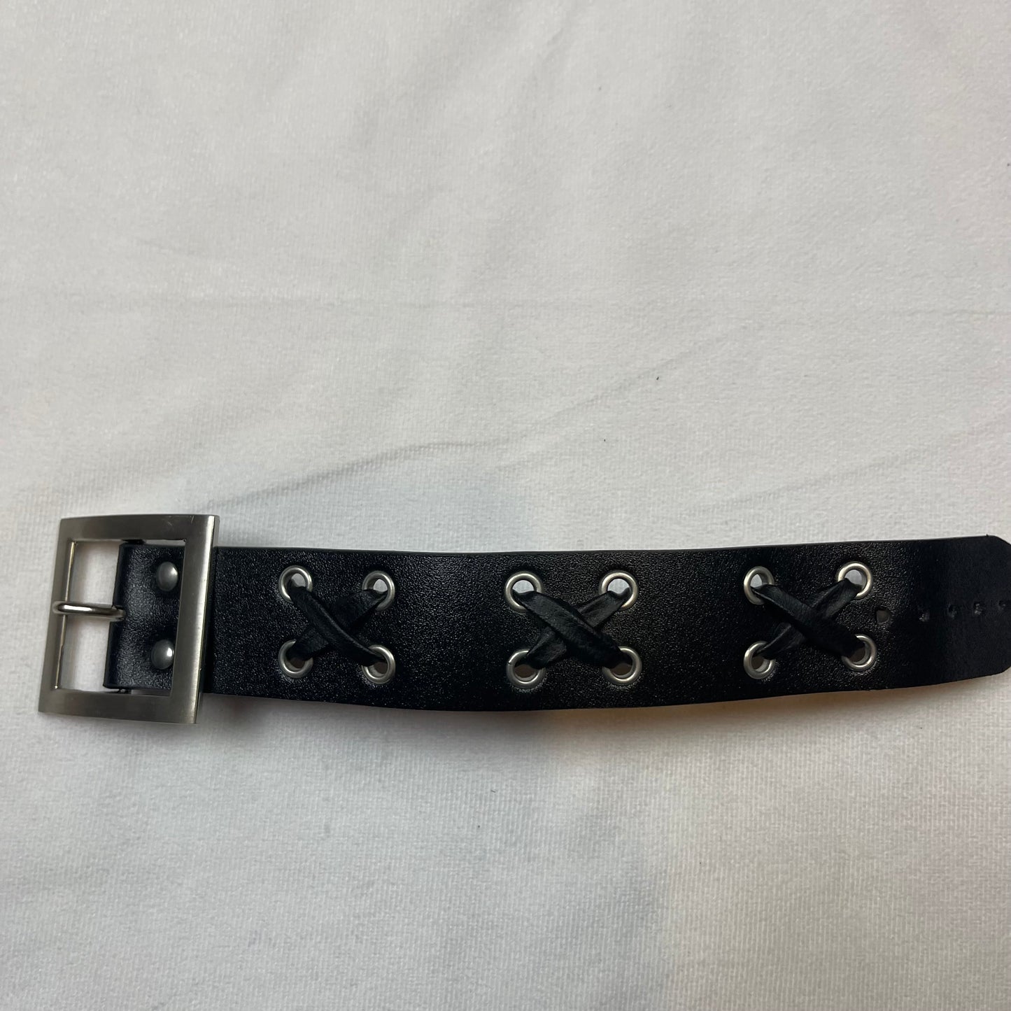 Emo grommet buckle bracelet