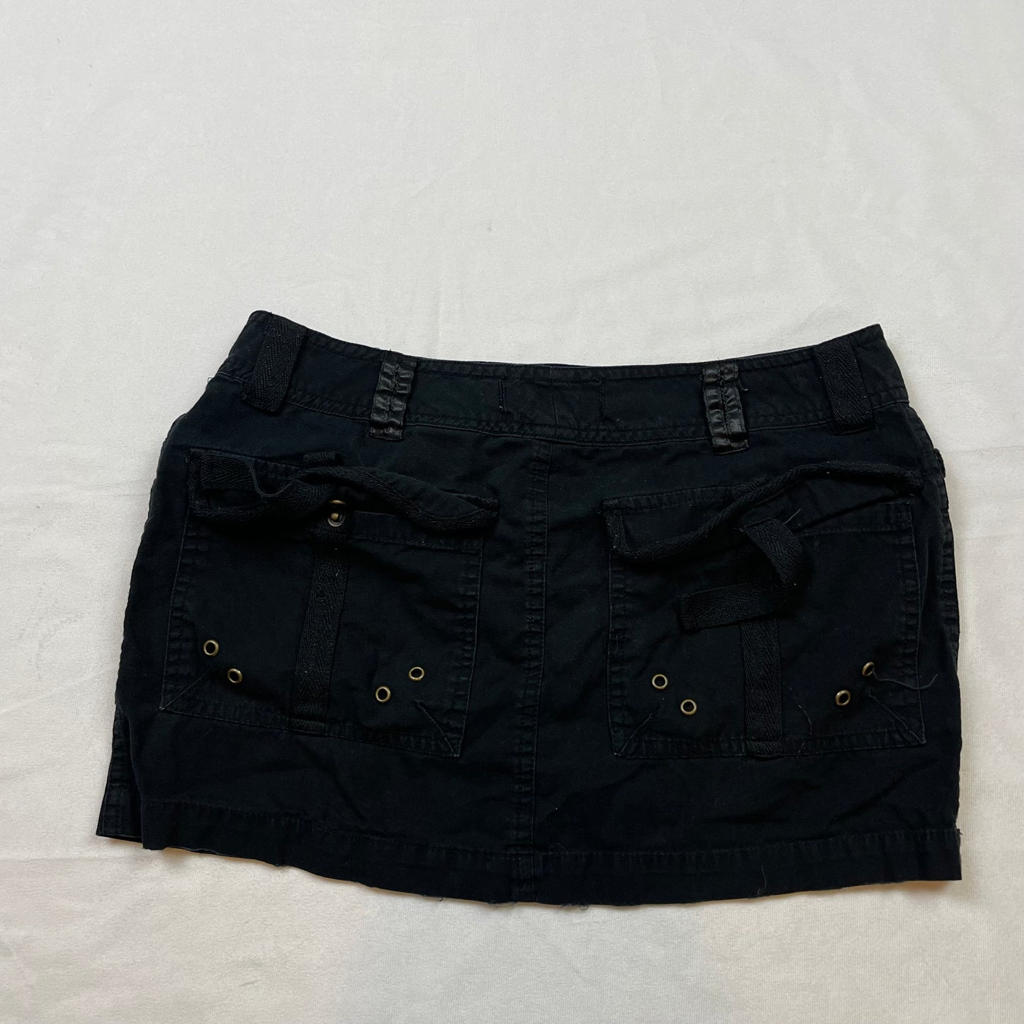 Grunge cargo mini skirt (M)