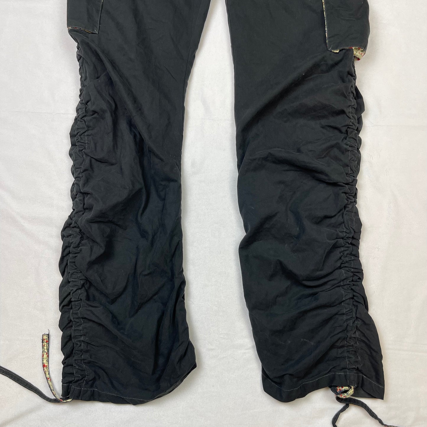 Y2K ruched cargo low rise pants (11)