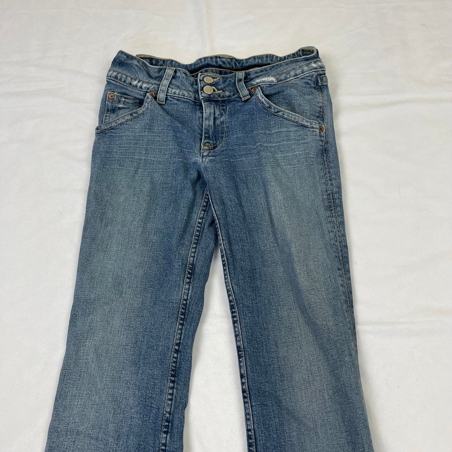 Y2K bootcut low rise jeans (28”)