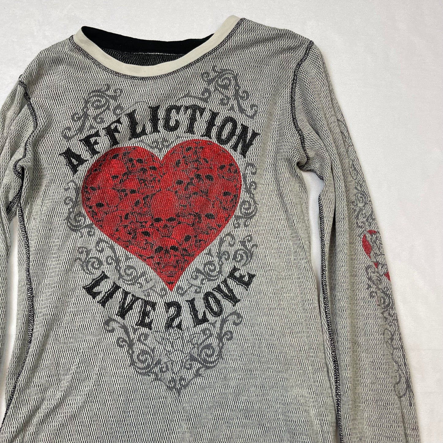 Affliction reversible thermal long sleeve top (L)