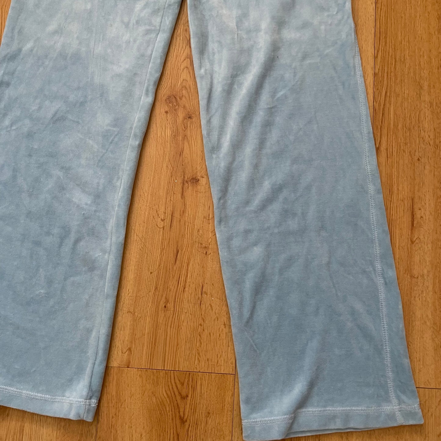 Y2K baby blue velour rampage pants (L)